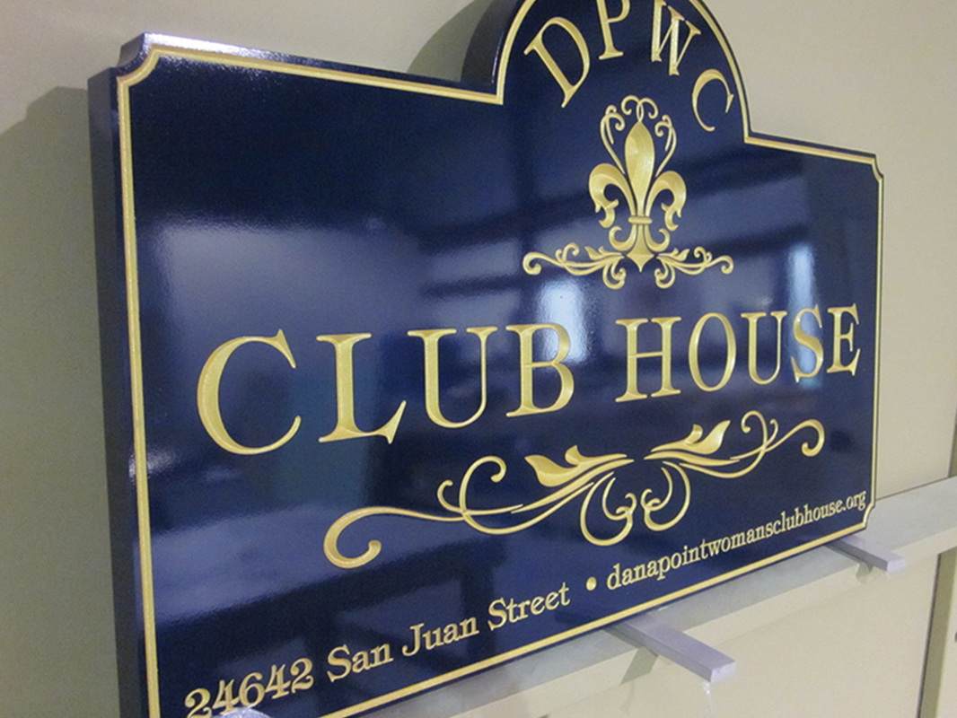 Club signs Honolulu